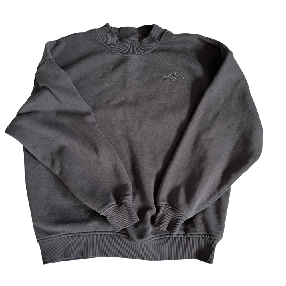 Angels Kiss Women’s Gray Crewneck Sweater Size M